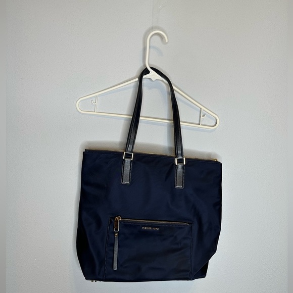 Michael Kors Ariana Large Nylon and Leather Tote navy blue - Picture 3 of 8